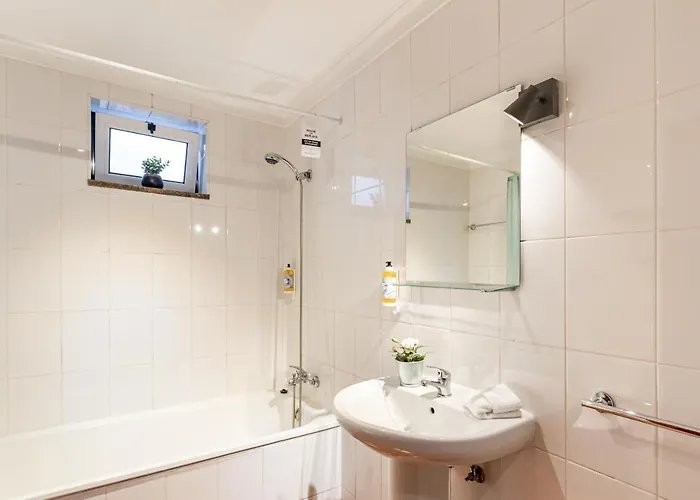 Casa Da Se Historic Next To Cathedral By Se * Braga