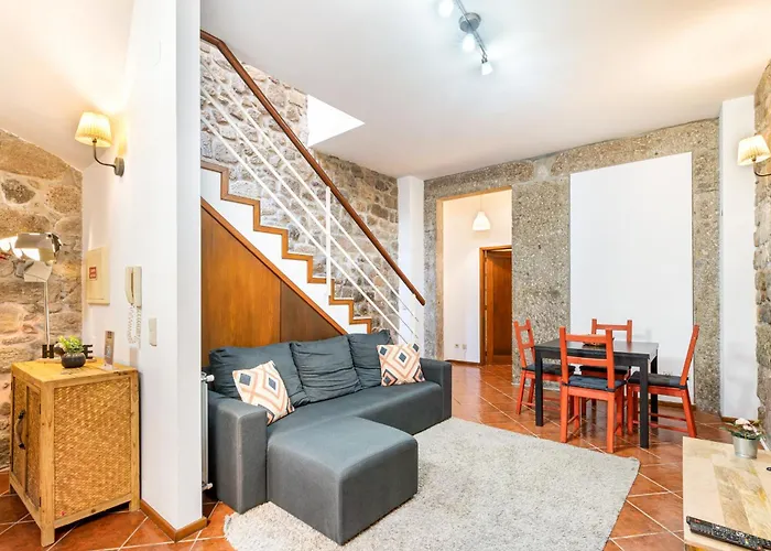 Casa Da Se Historic Next To Cathedral By Se